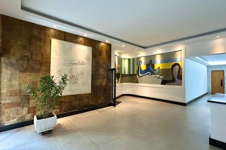 Apartamento à venda com 108m², 3 quartos e sem vagaÁrea comum