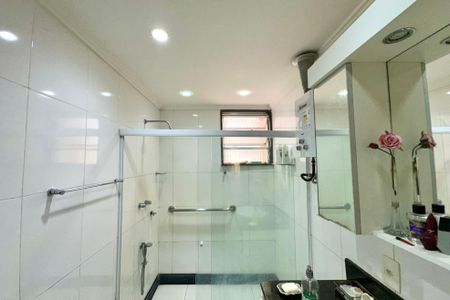 Apartamento à venda com 108m², 3 quartos e sem vagaBanheiro