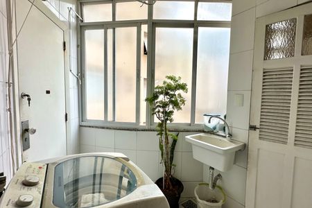 Apartamento à venda com 108m², 3 quartos e sem vagaÁrea de Serviço