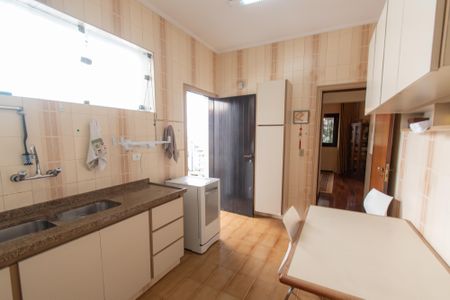 Casa à venda com 252m², 3 quartos e 4 vagasCozinha