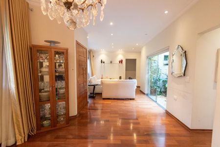 Casa à venda com 252m², 3 quartos e 4 vagasSala