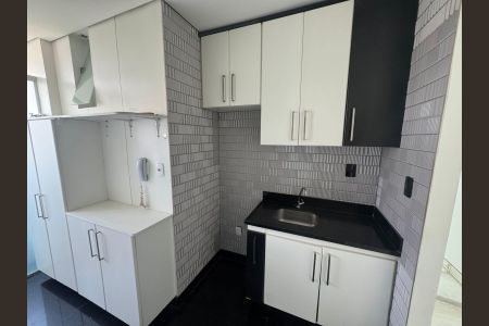 Apartamento à venda com 125m², 3 quartos e 2 vagasCozinha