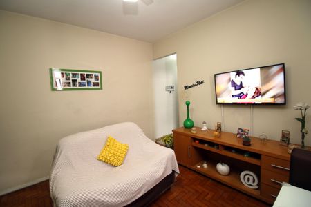 Apartamento à venda com 105m², 3 quartos e sem vagaSala