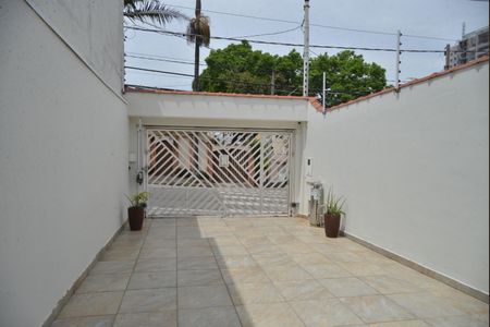 Casa à venda com 220m², 4 quartos e 4 vagasGaragem