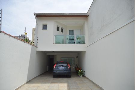Casa à venda com 220m², 4 quartos e 4 vagasGaragem