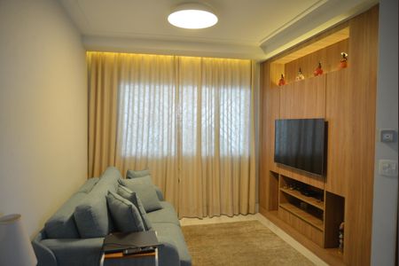 Sala de casa à venda com 4 quartos, 220m² em Vila Valparaíso, Santo André