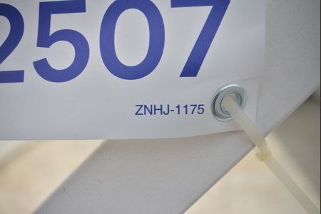 Casa à venda com 220m², 4 quartos e 4 vagasZNHJ-1175