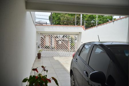 Casa à venda com 220m², 4 quartos e 4 vagasGaragem