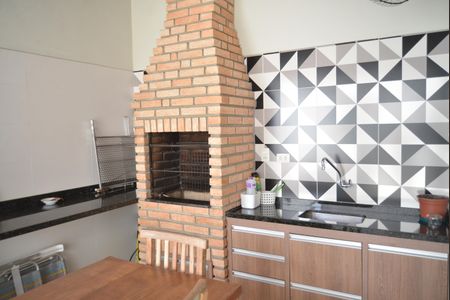 Casa à venda com 220m², 4 quartos e 4 vagasÁrea gourmet