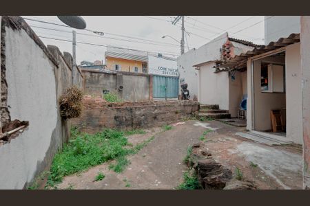 Casa à venda com 250m², 2 quartos e sem vagaQuintal