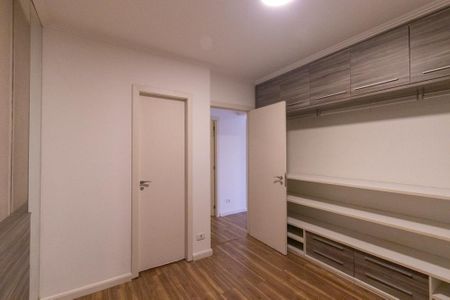 Apartamento à venda com 162m², 2 quartos e 2 vagas Apartamento à venda com 162m², 2 quartos e 2 vagasSuíte