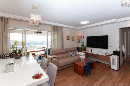 Apartamento à venda com 98m², 3 quartos e 2 vagas Apartamento à venda com 98m², 3 quartos e 2 vagasSala