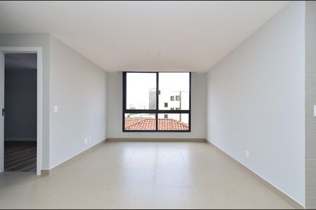 Apartamento para alugar com 62m², 2 quartos e 1 vagaSala 