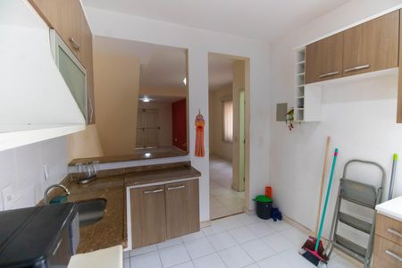 Casa à venda com 180m², 3 quartos e 2 vagas Casa à venda com 180m², 3 quartos e 2 vagasCozinha