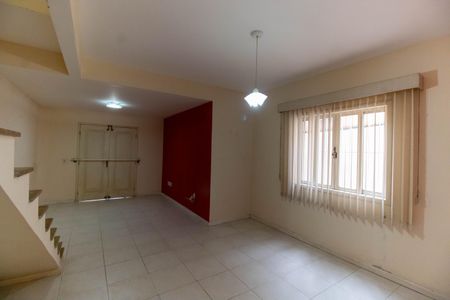 Sala de casa à venda com 3 quartos, 180m² em Itaipu, Niterói