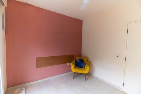 Casa à venda com 180m², 3 quartos e 2 vagas Casa à venda com 180m², 3 quartos e 2 vagasSuíte