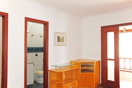 Casa de condomínio para alugar com 460m², 5 quartos e 6 vagasSuíte 3