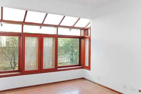 Casa de condomínio para alugar com 460m², 5 quartos e 6 vagasSuíte 1