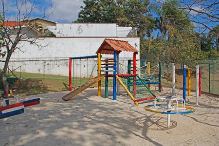 Casa de condomínio para alugar com 460m², 5 quartos e 6 vagasÁrea comum - Playground