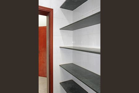 Casa de condomínio para alugar com 460m², 5 quartos e 6 vagasCozinha