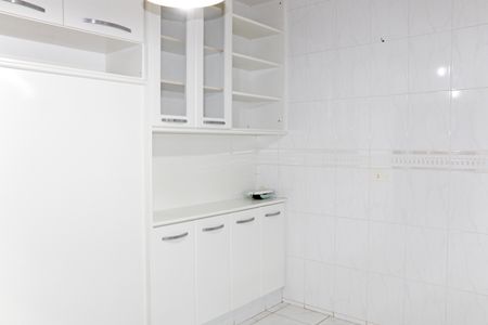 Casa de condomínio para alugar com 460m², 5 quartos e 6 vagasCozinha