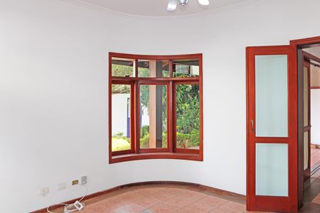 Casa de condomínio para alugar com 460m², 5 quartos e 6 vagasSuíte 1