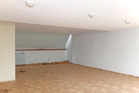 Casa de condomínio para alugar com 460m², 5 quartos e 6 vagasÁrea Externa