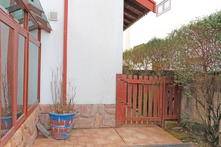 Casa de condomínio para alugar com 460m², 5 quartos e 6 vagasÁrea Externa