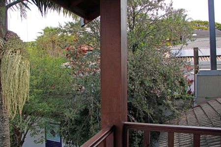 Casa de condomínio para alugar com 460m², 5 quartos e 6 vagasSacada da Suíte