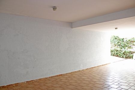 Casa de condomínio para alugar com 460m², 5 quartos e 6 vagasÁrea Externa