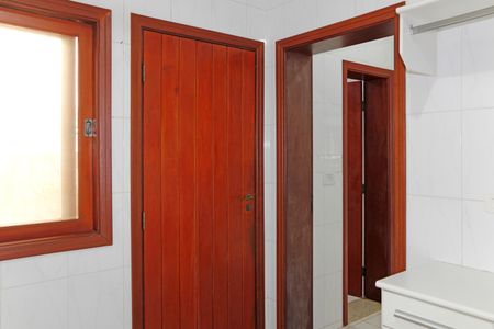 Casa de condomínio para alugar com 460m², 5 quartos e 6 vagasCozinha