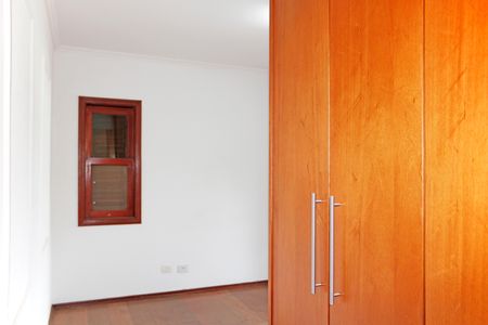 Casa de condomínio para alugar com 460m², 5 quartos e 6 vagasQuarto