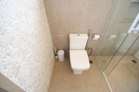 Casa de condomínio à venda com 280m², 3 quartos e 2 vagasBanheiro 1 - Suíte