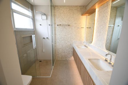 Casa de condomínio à venda com 280m², 3 quartos e 2 vagasBanheiro 1 - Suíte