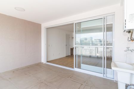 Apartamento à venda com 70m², 3 quartos e 1 vagaÁrea de Serviço