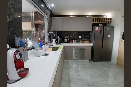 Cozinha de casa à venda com 3 quartos, 218m² em Tropical, Contagem