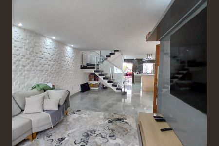 Sala de casa à venda com 3 quartos, 218m² em Tropical, Contagem