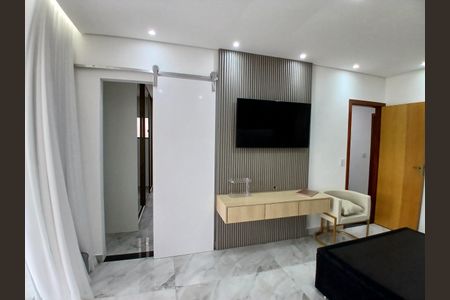 Sala de casa à venda com 3 quartos, 218m² em Tropical, Contagem