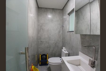 Casa à venda com 218m², 3 quartos e 3 vagasBanheiro Social