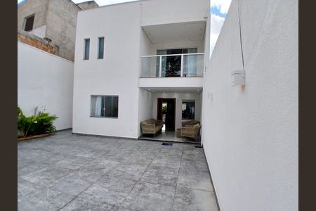 Garagem de casa à venda com 3 quartos, 218m² em Tropical, Contagem