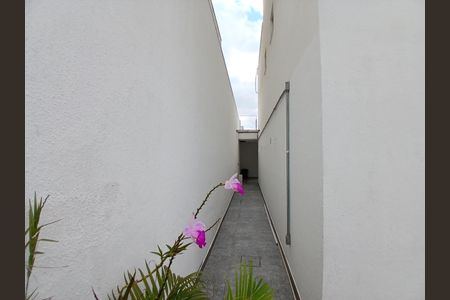 Casa à venda com 218m², 3 quartos e 3 vagasCorredor