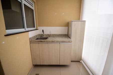 Apartamento para alugar com 62m², 2 quartos e 1 vagaÁrea de Serviço