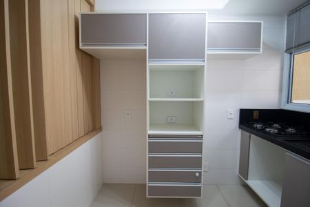 Apartamento para alugar com 62m², 2 quartos e 1 vagaCozinha