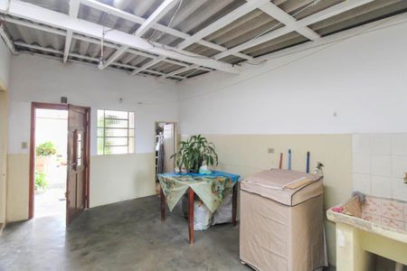 Casa à venda com 130m², 2 quartos e 4 vagasÁrea de Serviço