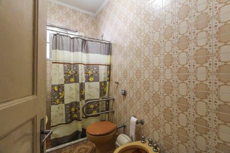 Casa à venda com 130m², 2 quartos e 4 vagasBanheiro