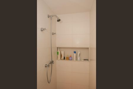 Apartamento à venda com 88m², 2 quartos e 2 vagasBanheiro Social