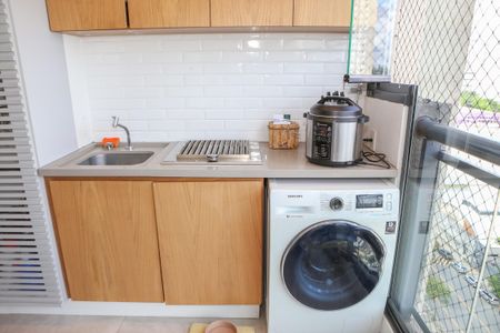 Apartamento à venda com 88m², 2 quartos e 2 vagasSala/Cozinha