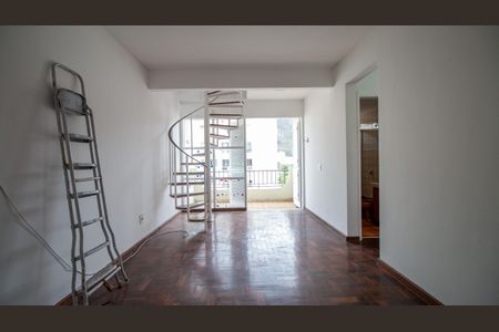 Apartamento à venda com 180m², 2 quartos e 2 vagas Apartamento à venda com 180m², 2 quartos e 2 vagasSala