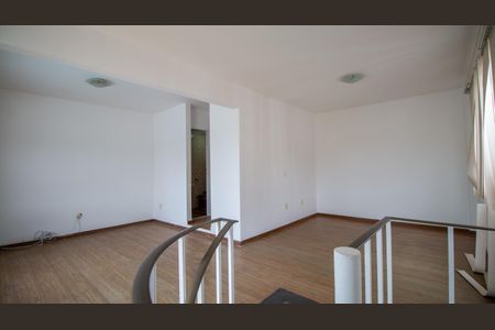 Apartamento à venda com 180m², 2 quartos e 2 vagas Apartamento à venda com 180m², 2 quartos e 2 vagasCobertura
