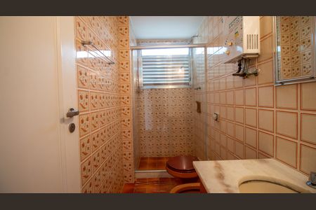 Apartamento à venda com 180m², 2 quartos e 2 vagas Apartamento à venda com 180m², 2 quartos e 2 vagasBanheiro